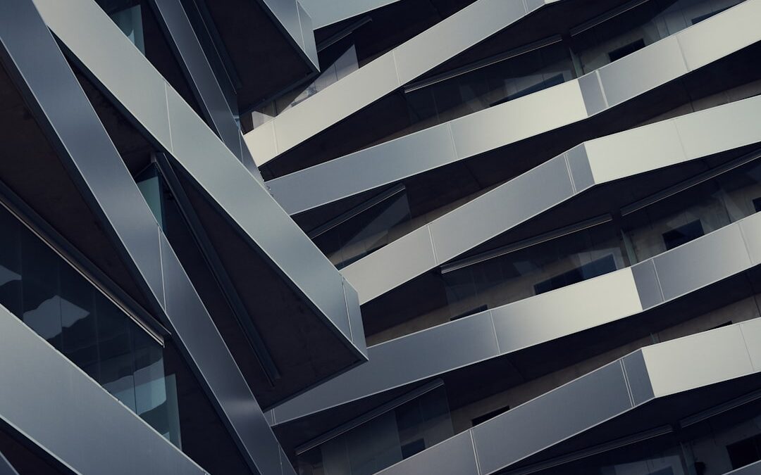 架起文化桥梁，建立联系